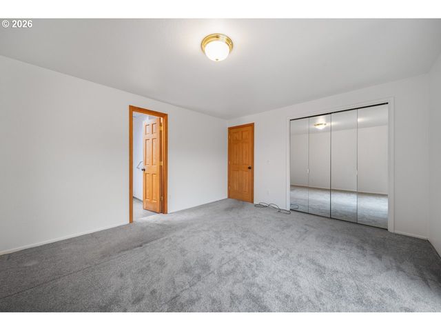 2361 FIR St, North Bend, OR 97459