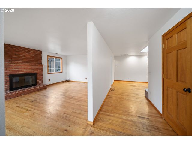 2361 FIR St, North Bend, OR 97459