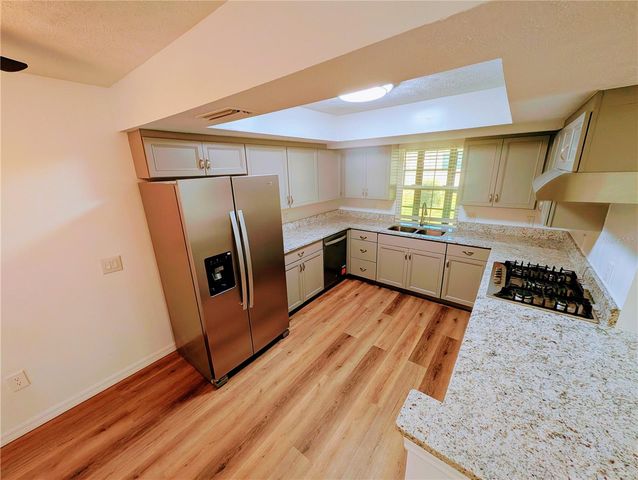 5245 E FORT KING STREET STREET, Ocala, FL 34470