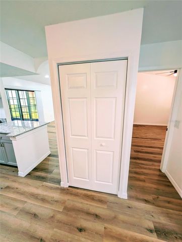 5245 E FORT KING STREET STREET, Ocala, FL 34470