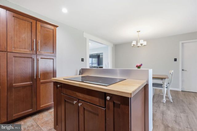 6142 CRAIG AVE, Bensalem, PA 19020