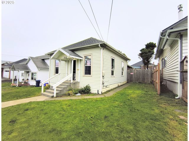 254 N DEAN St, Coquille, OR 97423