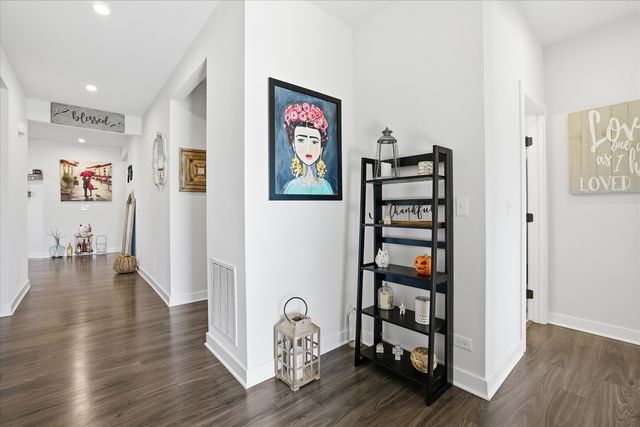 1851 Glenlake Court, New Lenox, IL 60451