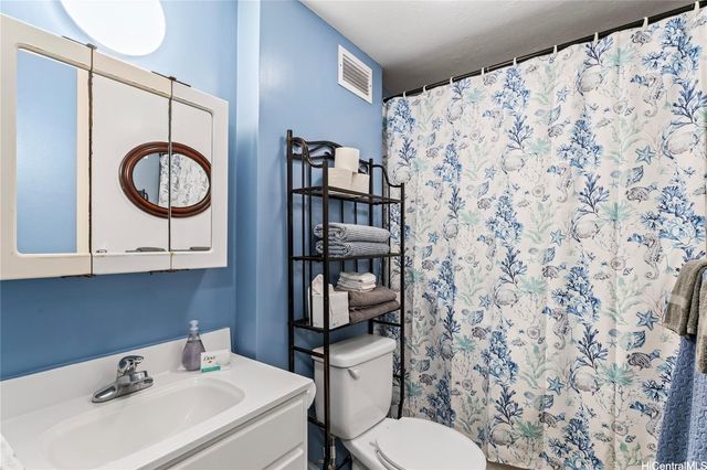 53-567 Kamehameha Highway 7, Hauula, HI 96717