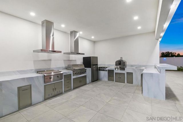 41955 Altanos Road, Temecula, CA 92592