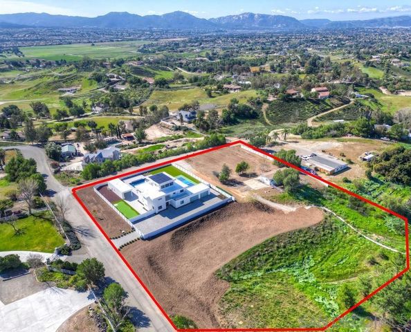 41955 Altanos Road, Temecula, CA 92592