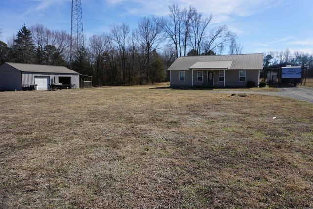 140 Green Valley Ln, Pangburn, AR 72121