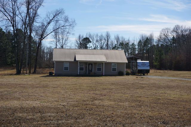 140 Green Valley Ln, Pangburn, AR 72121