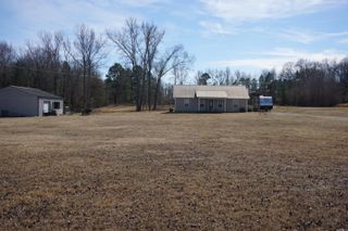 140 Green Valley Ln, Pangburn, AR 72121