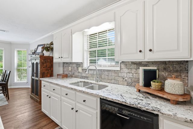 9 Weaver Circle, Vilonia, AR 72173