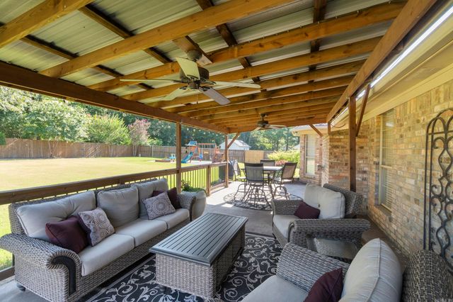 9 Weaver Circle, Vilonia, AR 72173