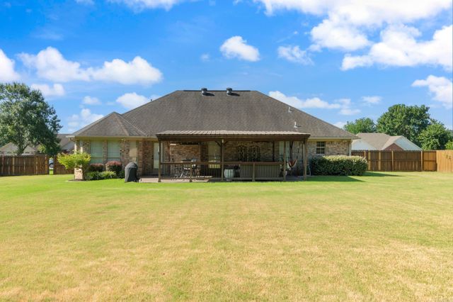 9 Weaver Circle, Vilonia, AR 72173