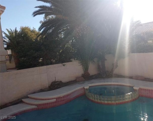 7505 Cobal Canyon Lane, Las Vegas, NV 89129