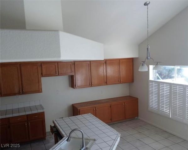 7505 Cobal Canyon Lane, Las Vegas, NV 89129