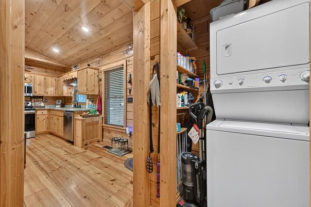 9 Casey Court, Blue Ridge, GA 30513