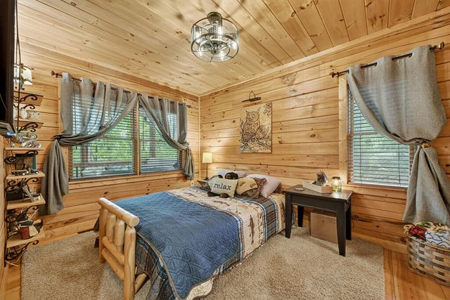 9 Casey Court, Blue Ridge, GA 30513