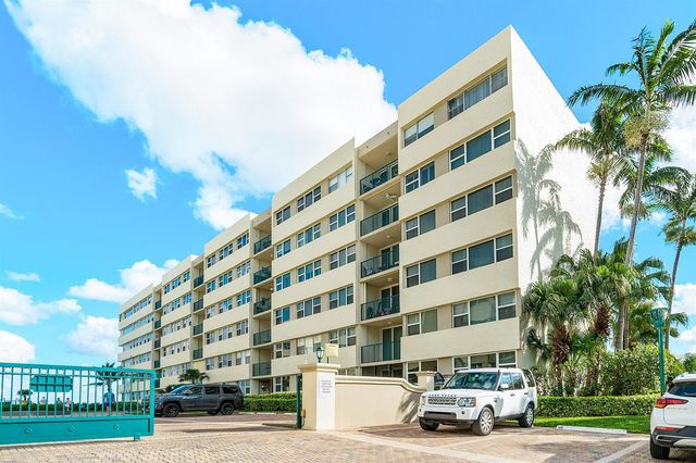 1237 Hillsboro Mile 101, Hillsboro Beach, FL 33062