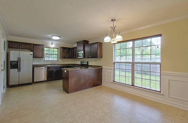 235 Augusta Way, Hinesville, GA 31313