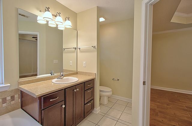 235 Augusta Way, Hinesville, GA 31313