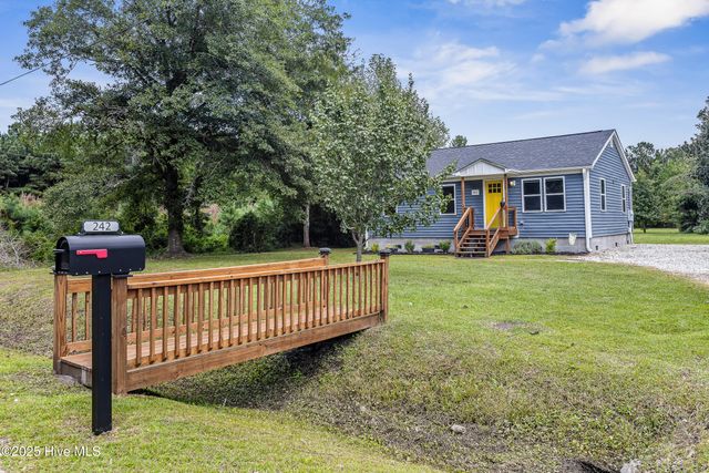 242 Walton Road, Midway Park, NC 28544