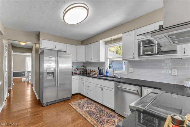 5284 Case Road, North Ridgeville, OH 44039