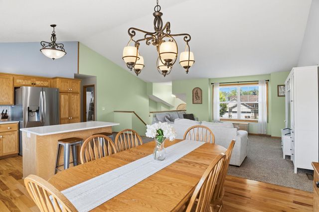 9477 Dunes Lane, Cottage Grove, MN 55016