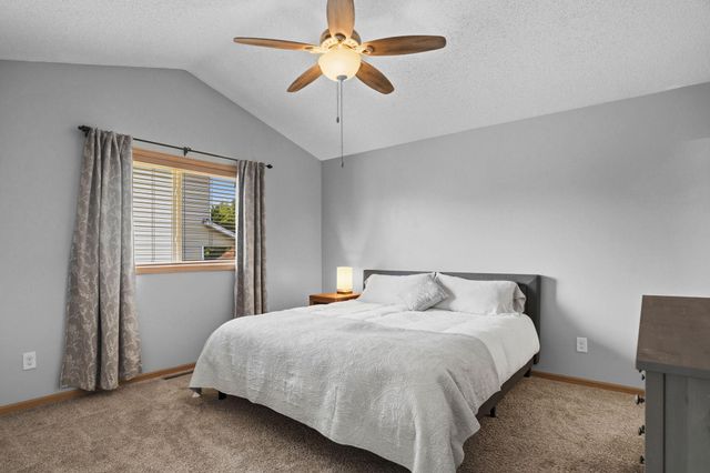 9477 Dunes Lane, Cottage Grove, MN 55016