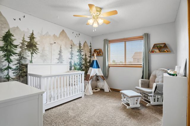 9477 Dunes Lane, Cottage Grove, MN 55016