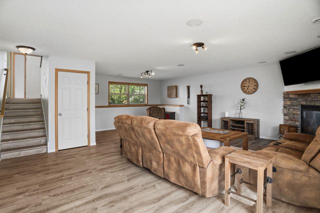 9477 Dunes Lane, Cottage Grove, MN 55016
