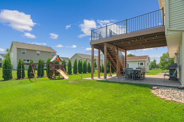 9477 Dunes Lane, Cottage Grove, MN 55016