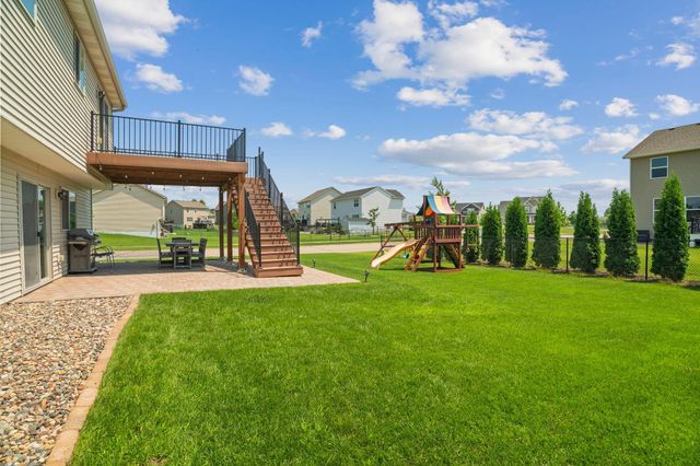 9477 Dunes Lane, Cottage Grove, MN 55016