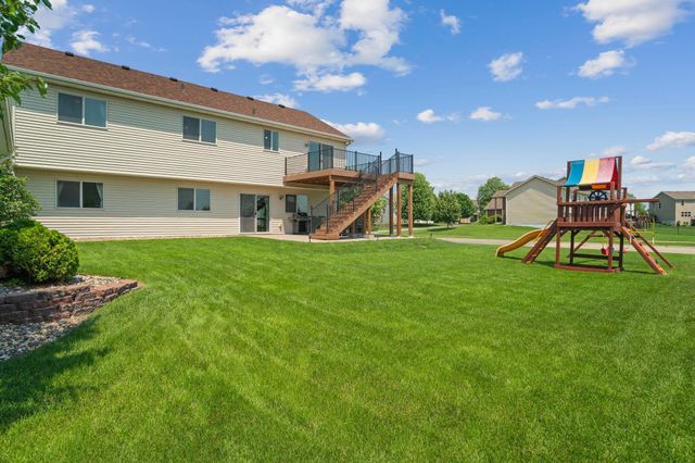 9477 Dunes Lane, Cottage Grove, MN 55016