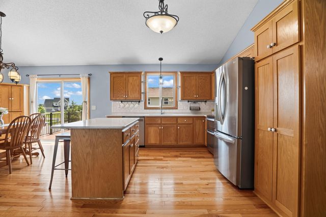 9477 Dunes Lane, Cottage Grove, MN 55016