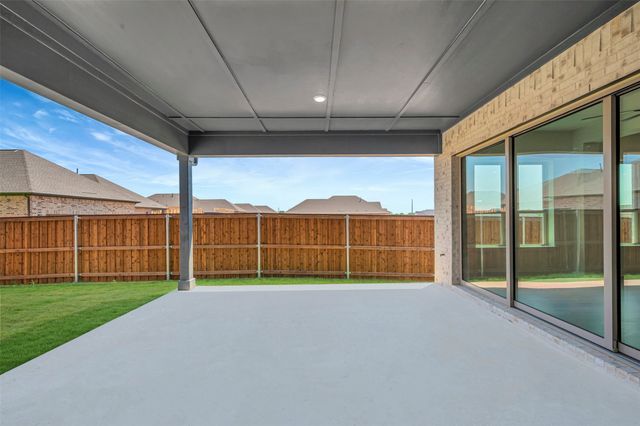 2097 Pine Grove Lane, Arlington, TX 76005