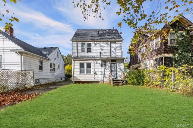 13558 Pinehurst Street, Detroit, MI 48238