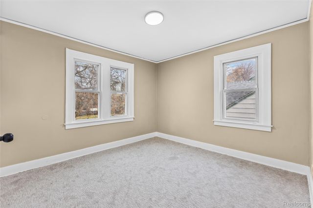 13558 Pinehurst Street, Detroit, MI 48238