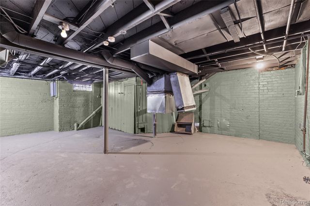 13558 Pinehurst Street, Detroit, MI 48238