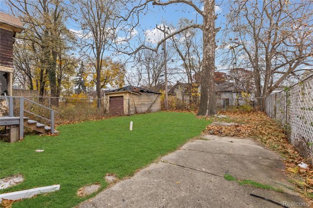 13558 Pinehurst Street, Detroit, MI 48238