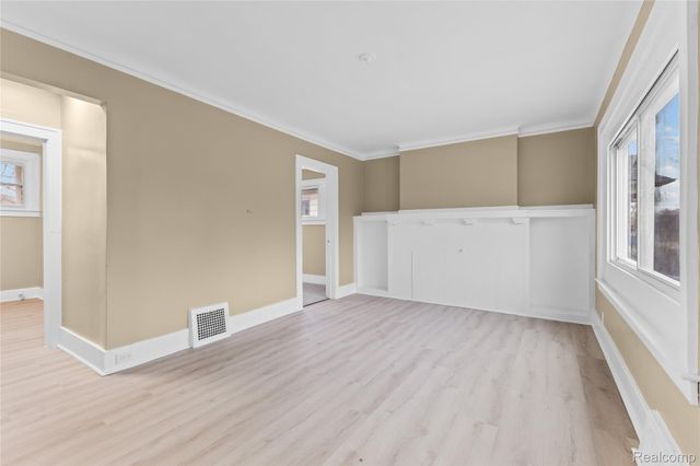 13558 Pinehurst Street, Detroit, MI 48238