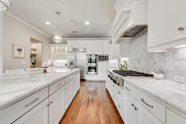 704 Winding Ridge Trail, Southlake, TX 76092