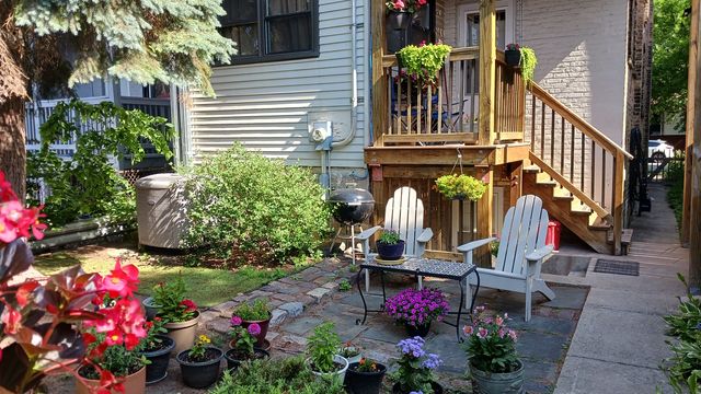 3843 W Addison Street, Chicago, IL 60618