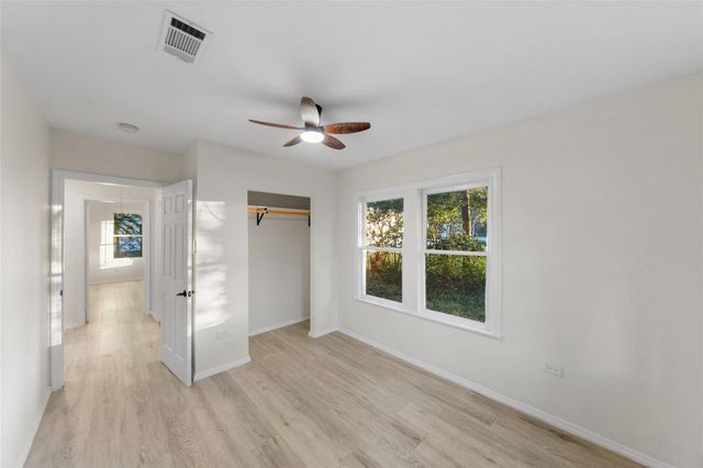 1450 Highway 30 E, Huntsville, TX 77320