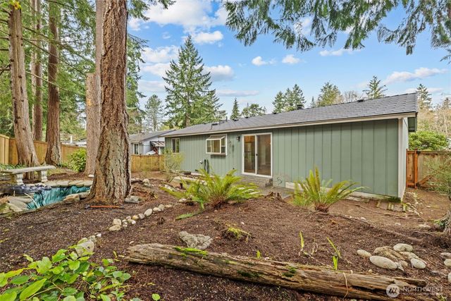 5716 145th Street SW, Edmonds, WA 98026