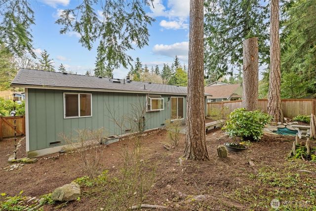 5716 145th Street SW, Edmonds, WA 98026