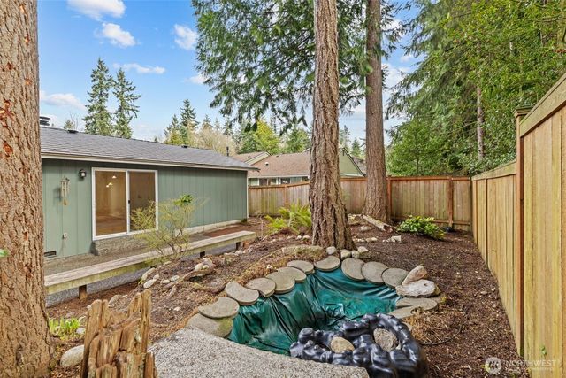 5716 145th Street SW, Edmonds, WA 98026