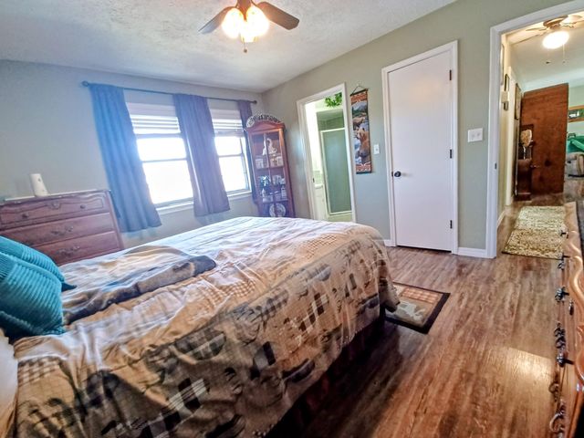 1322 Hummingbird Lane, Horseshoe Bend, AR 72512