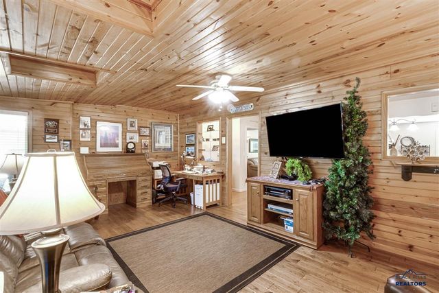 2619 Evergreen Drive, Rapid City, SD 57702