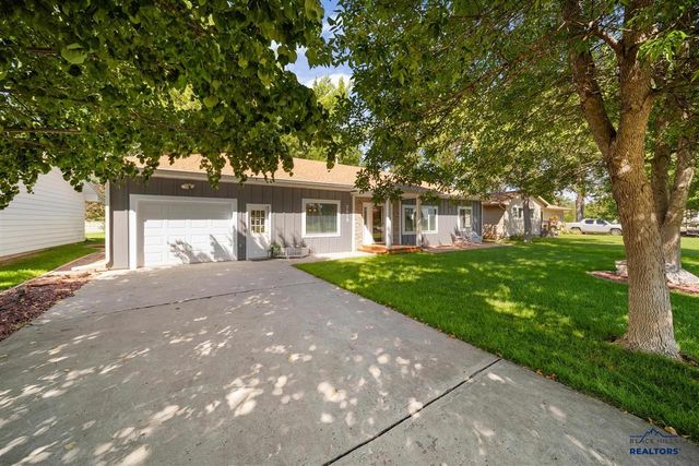 2619 Evergreen Drive, Rapid City, SD 57702