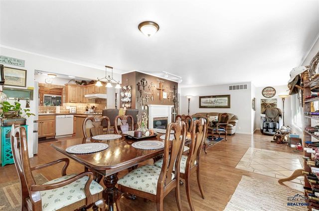2619 Evergreen Drive, Rapid City, SD 57702