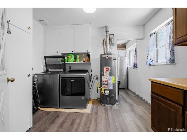 9411 Lilly Ct, Thornton, CO 80229